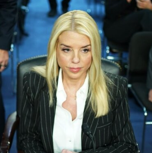 Video: AG Bondi Warns “Touch a Federal Agent, Go to Prison”